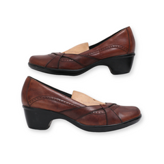 Women's Pump Heel By "Clarks"