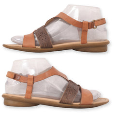 "Naturalizer" slipper