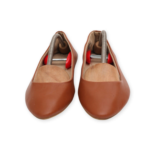 "Time and Tru" Pumps