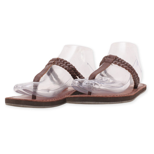 Maunces T Strap Flats