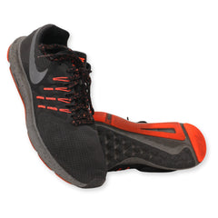 NIKE RUN SWIFT