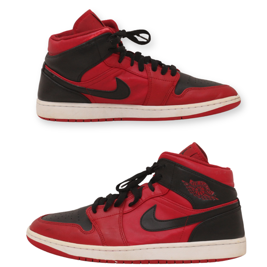 NIKE AIR JORDAN 1 MID