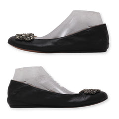 VERA WANG LEVENDER Women Pumps