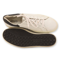 ECCO Women's Lace-Up Sneakers