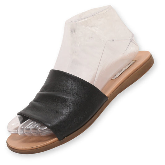 Steve Madden Flat Slipper