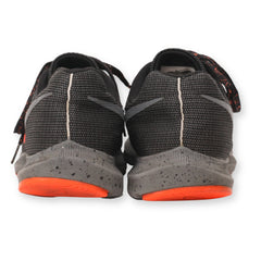 NIKE RUN SWIFT