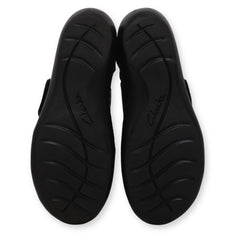 Clarks Women Closed-Toe Shoes