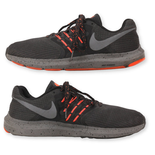 NIKE RUN SWIFT