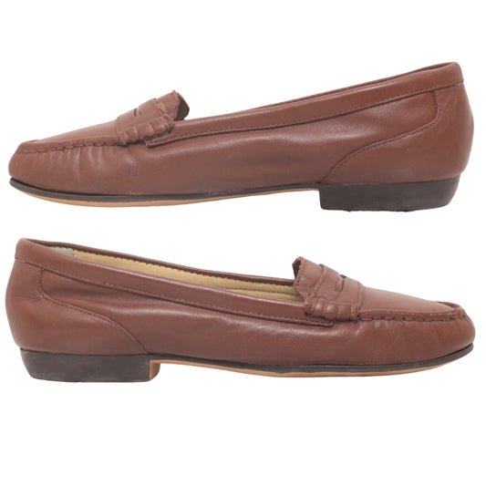 Trotters Women Loafers