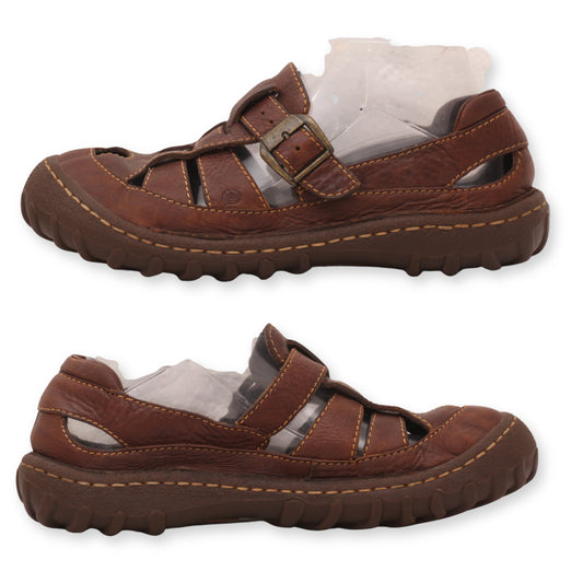 BORN Women's Closed Toe Sandal