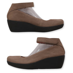 Clarks Claribel Fame wedge pump