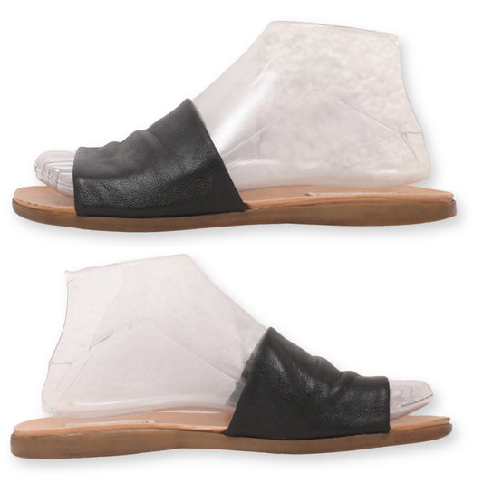 Steve Madden Flat Slipper
