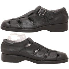 Axcess a Claiborne Closed-Toe Sandals