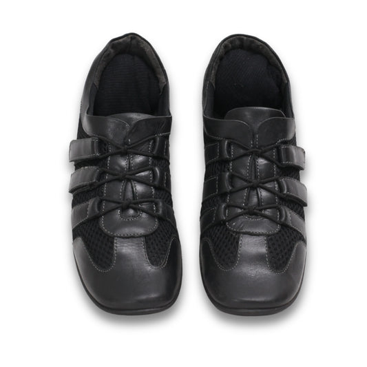 "Walking Cradles" Sneakers Shoe