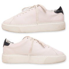 Arne Basic Essential