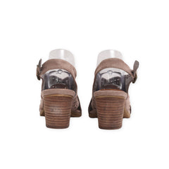 "Baretraps" Wide Flip Flop Sandals