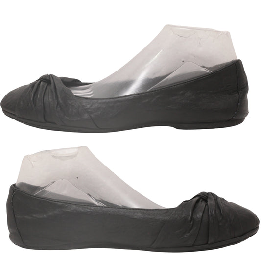 Born Women Flat Pumps