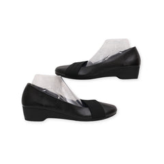 "CL by Laundry" Classic Pumps Heels