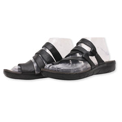 Baretraps Casual Flats