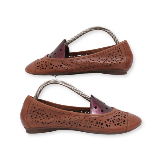 Stylish Pumps By "Clarks"