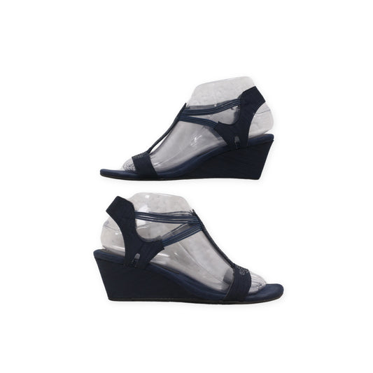 "New York" T Strap Wedges