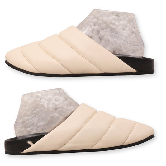 Time and Tru Women's Padded Clogs