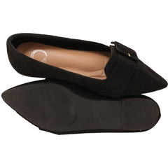 Journee Collection Women's Buckle Flat