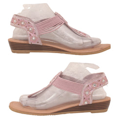 Daisy Fuentes Women Sandal
