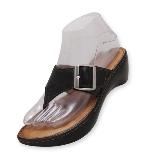 BORN Women Buckle Strap Sandal