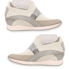 Baretraps Johanna Women's Wedge Sneaker