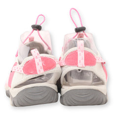 Closed-Toe Women Sandal