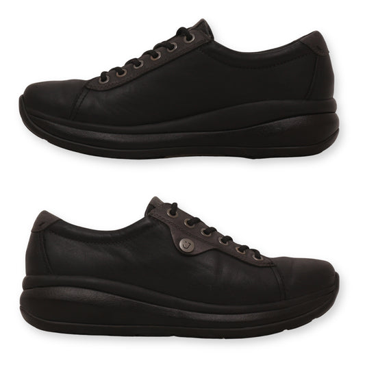 JOYA Women's Lace-Up Sneakers