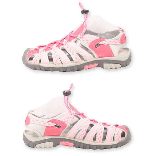 Closed-Toe Women Sandal