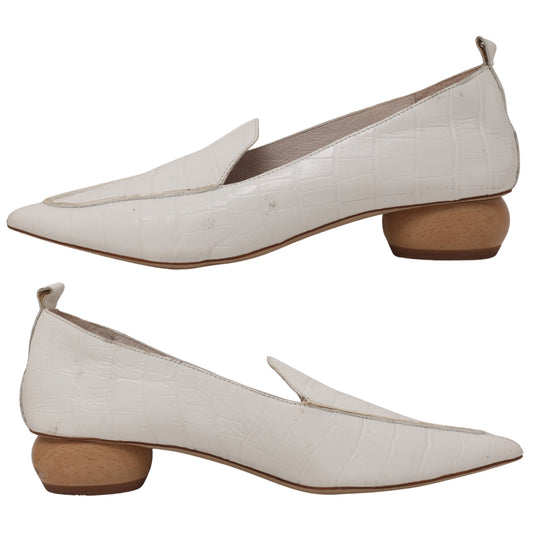 Jeffrey Camp Bell Women Pumps