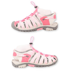 Closed-Toe Women Sandal