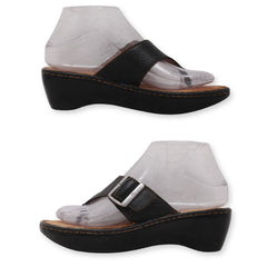 BORN Women Buckle Strap Sandal