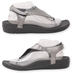 Megnya Women Sandal