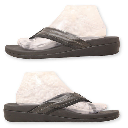 MEGNYA Women Classic Slippers