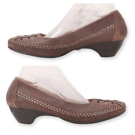 Bass Women Pumps