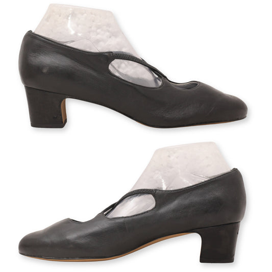 Trotters Cross Strap Pumps