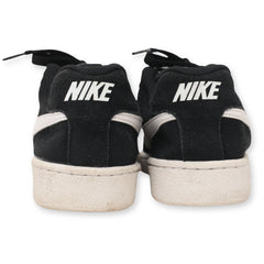 Nike Court Royale Sneakers