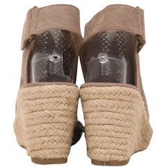Daisy Fuentes Women Wedge Sandal