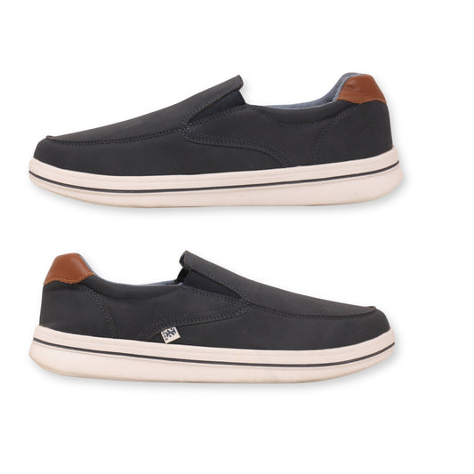 IZOD Memory Foam Casual Shoes
