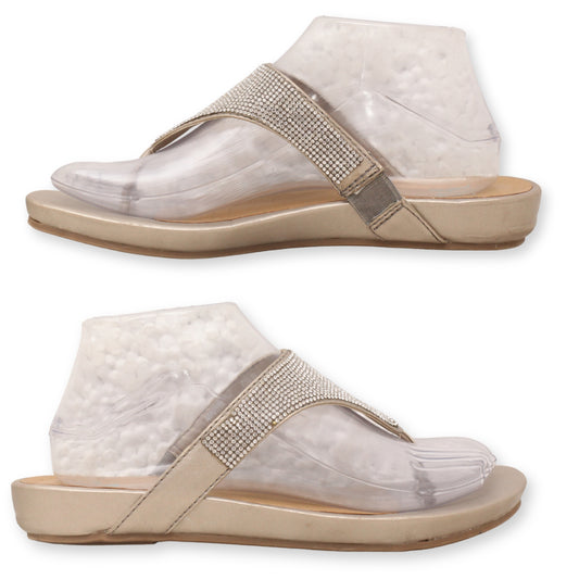 Yuu T-Straps Slippers