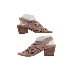 "Baretraps" Wide Flip Flop Sandals