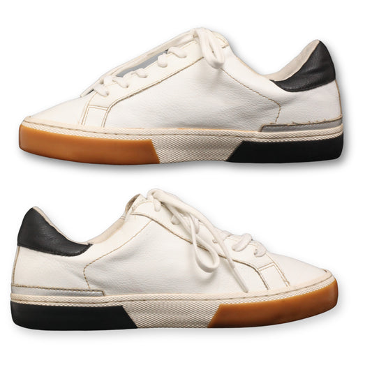 Comfertable Sneakers