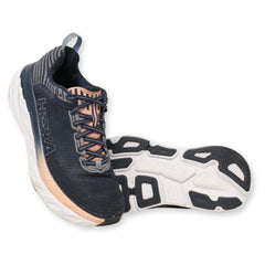 HOKA ONE ONE BONDI 6