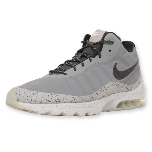 NIKE AIR MAX INVIGOR