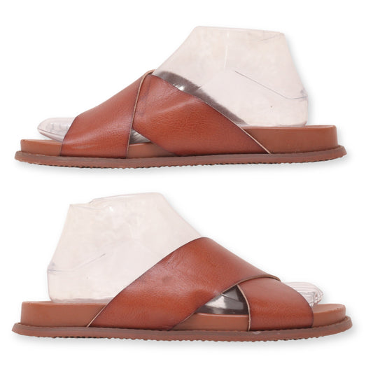 Sonoma Crossover Leather Strap Sandals