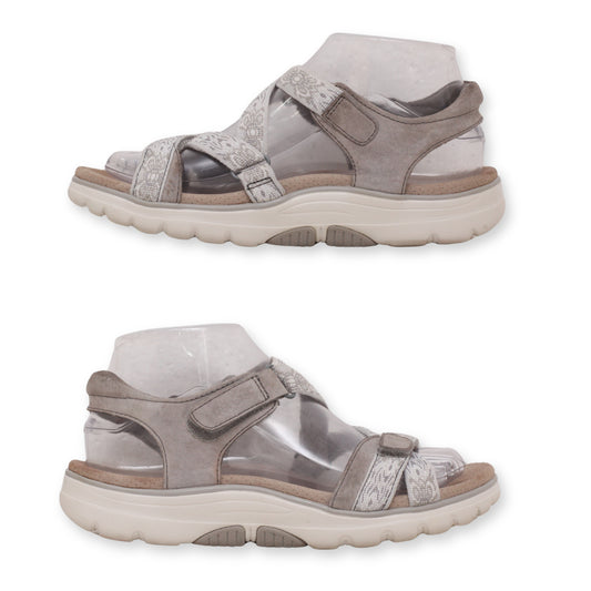 TAOS Women Open-Toe Sandal